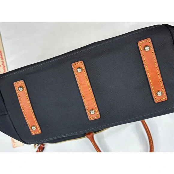 DOONEY & BOURKE Black Nylon/ Leather Trims Pocket Shoulder Bag - Picture 6 of 16